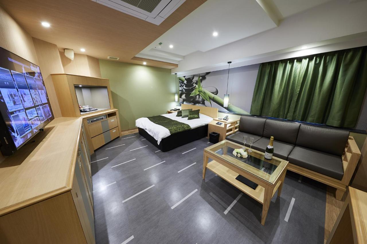 Hotel Sen (Adults Only) Osaka Eksteriør billede